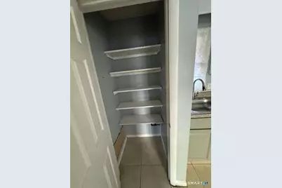 240 Oak Street #18, Bridgeport, CT 06604 - Photo 5