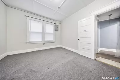 82 Bunker Hill Avenue, Waterbury, CT 06708 - Photo 23