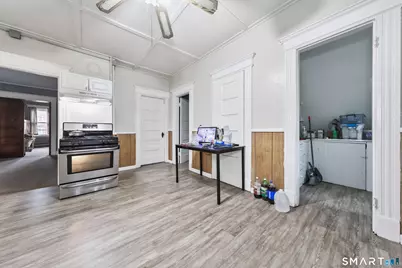 82 Bunker Hill Avenue, Waterbury, CT 06708 - Photo 29