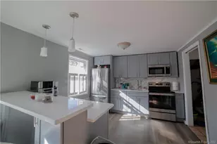 75 Van Buskirk Ave, Stamford, CT 06902 - Photo 9