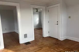 195 Helen St, Hamden, CT 06514 - Photo 7