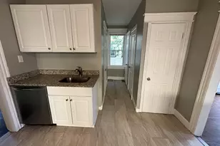 334 Hollister St, Stratford, CT 06615 - Photo 7