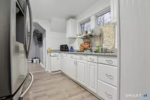 1780 Boston Post Rd, Old Saybrook, CT 06475 - Photo 19