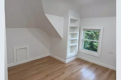 263 Hawley Avenue #3rd Floor, Bridgeport, CT 06606 - Photo 17