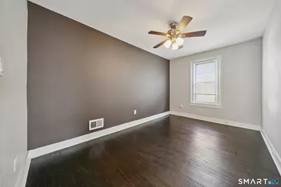 73 Orange Street, Bridgeport, CT 06607 - Photo 17