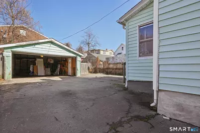 73 Orange Street, Bridgeport, CT 06607 - Photo 29