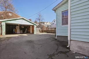 73 Orange St, Bridgeport, CT 06607 - Photo 29