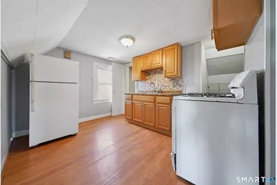73 Orange Street, Bridgeport, CT 06607 - Photo 25