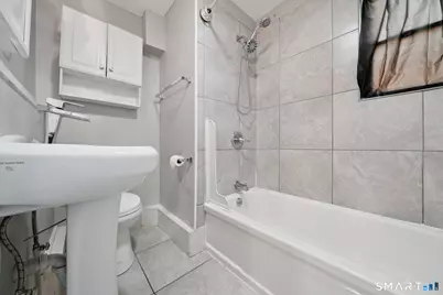 73 Orange Street, Bridgeport, CT 06607 - Photo 15
