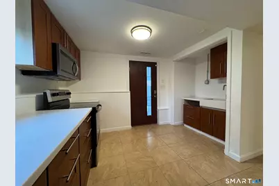 547 B Laurel Street #B, East Haven, CT 06512 - Photo 3