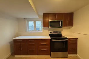 547 B Laurel St, East Haven, CT 06512 - Photo 5