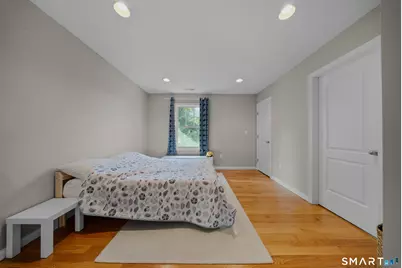 60 Hawthorne Street, West Haven, CT 06516 - Photo 13