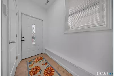 60 Hawthorne Street, West Haven, CT 06516 - Photo 3