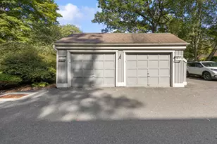 405 Heritage Vlg, Southbury, CT 06488 - Photo 27