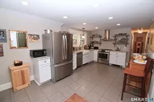 2203 Durham Rd, Madison, CT 06443 - Photo 7