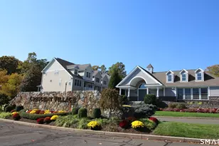 22 Ashwood Cir, Shelton, CT 06484 - Photo 3