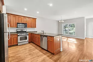 22 Ashwood Cir, Shelton, CT 06484 - Photo 15