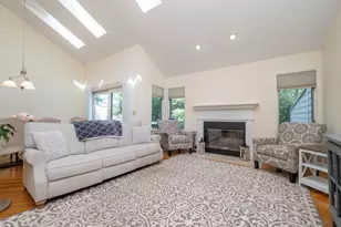 12 Blvd Dr, Danbury, CT 06810 - Photo 9