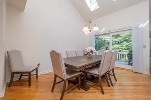 12 Blvd Dr, Danbury, CT 06810 - Photo 7