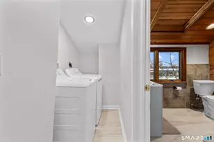 33 Douglas Ave, Stamford, CT 06906 - Photo 23