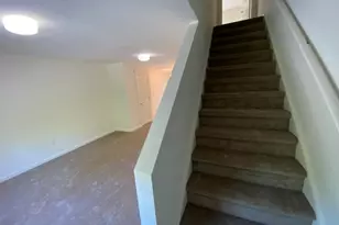 20 Orchard St, Brookfield, CT 06804 - Photo 9