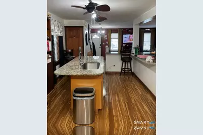 102 Carroll Avenue, Bridgeport, CT 06607 - Photo 9