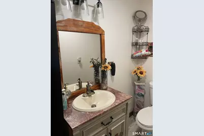 102 Carroll Avenue, Bridgeport, CT 06607 - Photo 11