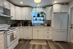 506 Lighthouse Rd, New Haven, CT 06512 - Photo 7