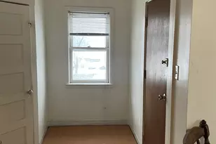 98 Carroll Ave, Bridgeport, CT 06608 - Photo 7