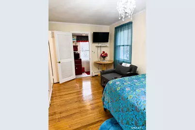 12 Hillside Avenue #B, Stamford, CT 06902 - Photo 3