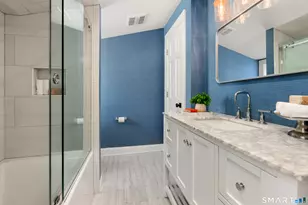 98 Cambridge St, Fairfield, CT 06824 - Photo 29