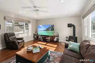 49 Minivale Rd, Stamford, CT 06907 - Photo 13