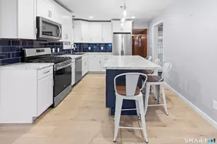 67 Breezy Ln, Thompson, CT 06262 - Photo 5