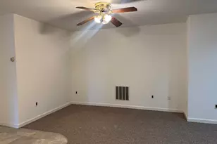 10 Collins St, Hamden, CT 06514 - Photo 3