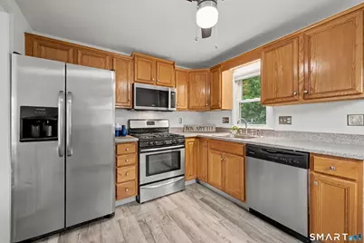 55 Valley Road, Hamden, CT 06514 - Photo 7