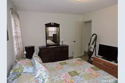 814 Graham Road, South Windsor, CT 06074 - Photo 13