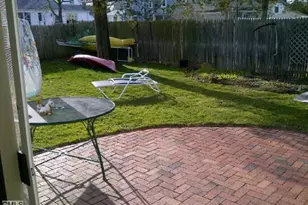 148 Catherine St, Fairfield, CT 06824 - Photo 11