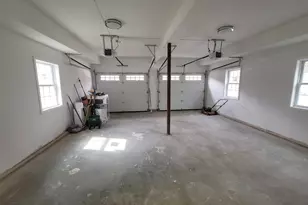 1050 Jarvis St, Cheshire, CT 06410 - Photo 17