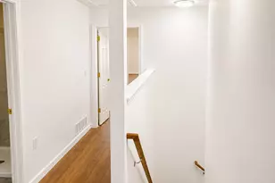 1050 Jarvis St, Cheshire, CT 06410 - Photo 21