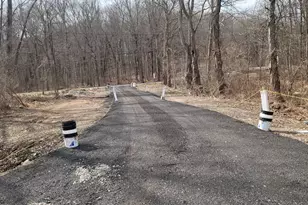 1050 Jarvis St, Cheshire, CT 06410 - Photo 27