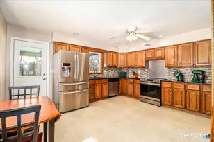 36 Shelley Rd, Bethel, CT 06801 - Photo 13