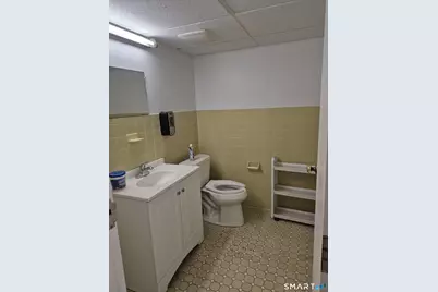 [Address not provided], Stamford, CT 06907 - Photo 13