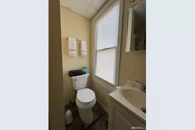 144 Montauk Avenue, New London, CT 06320 - Photo 25