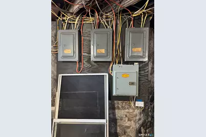 144 Montauk Avenue, New London, CT 06320 - Photo 3