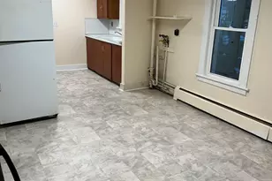 63 Woodbine St, Naugatuck, CT 06770 - Photo 3