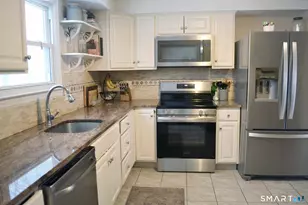 238 Willowcrest Dr, Windsor, CT 06095 - Photo 5