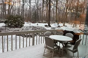 11 Copper Ridge Cir, Guilford, CT 06437 - Photo 3