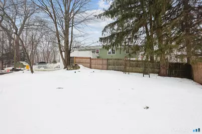 179 Rhode Island Avenue, Waterbury, CT 06704 - Photo 5