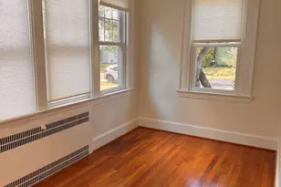 65 Spring Garden St, Hamden, CT 06517 - Photo 5