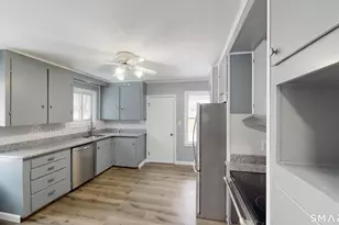 55 Mechanics St, Putnam, CT 06260 - Photo 17